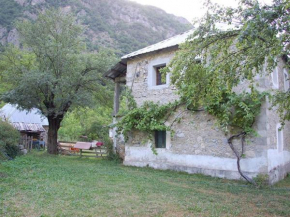 Motina River Guesthouse